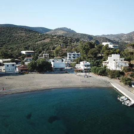 Seaside Apartment-george Apartment